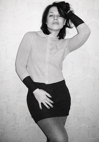 Single girl Elena 35 years old