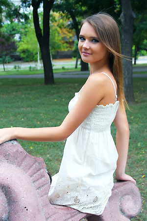 Russian bride Alena from Nikolaev