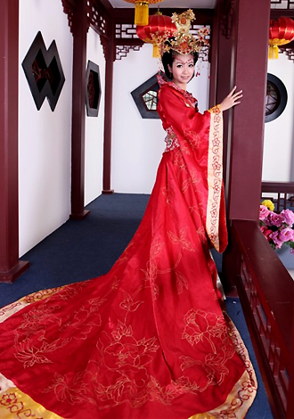 Single girl Jingyu 25 years old