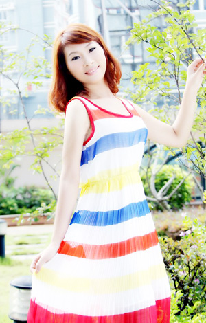 Single girl XiuMei 25 years old