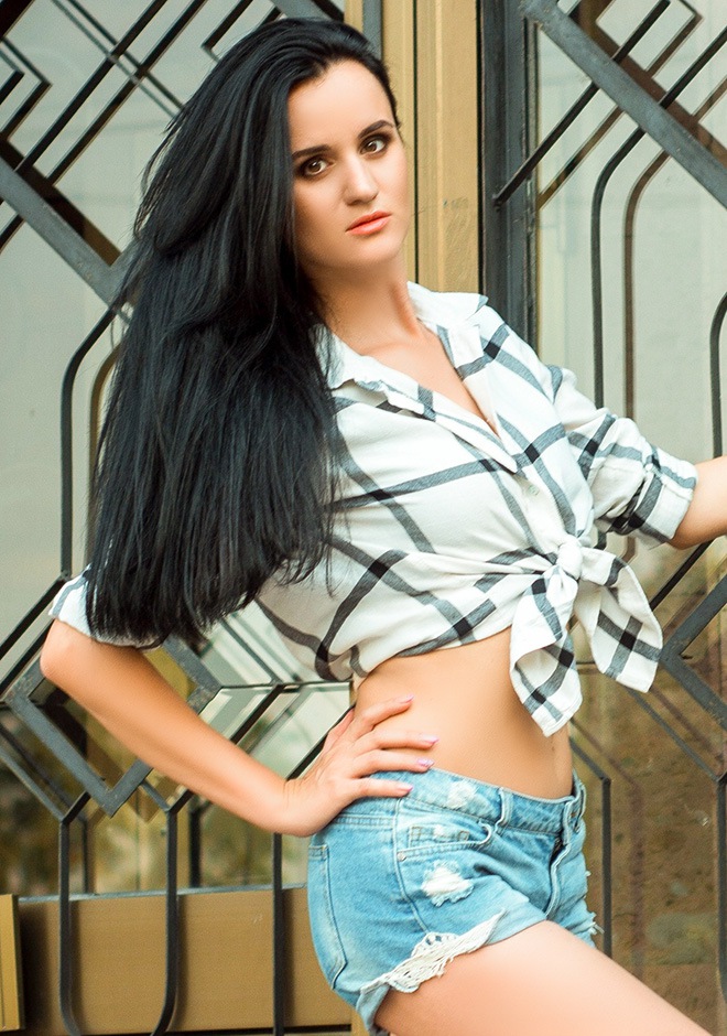 Single girl Olga 32 years old