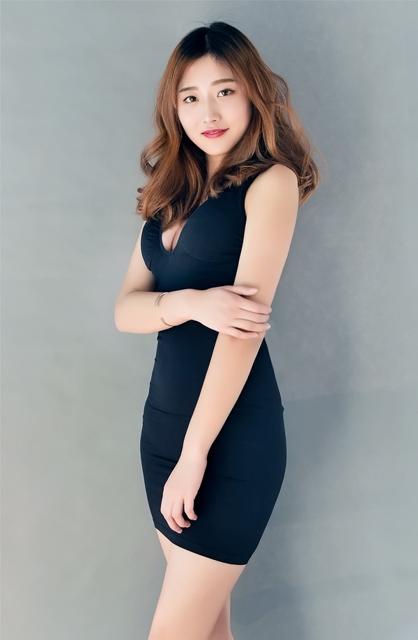 Russian bride XiuYu (Sarah) from Shenyang