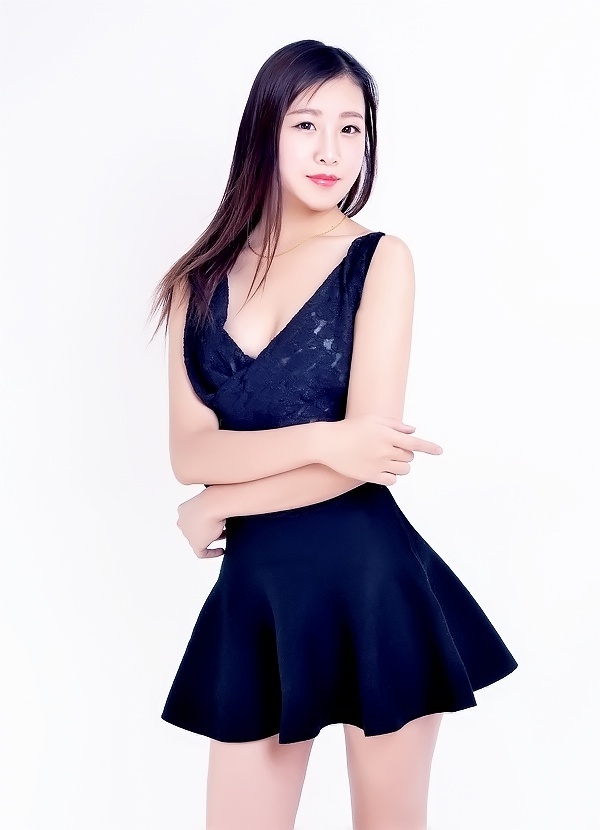 Russian bride XinTong (Marian) from Shenyang
