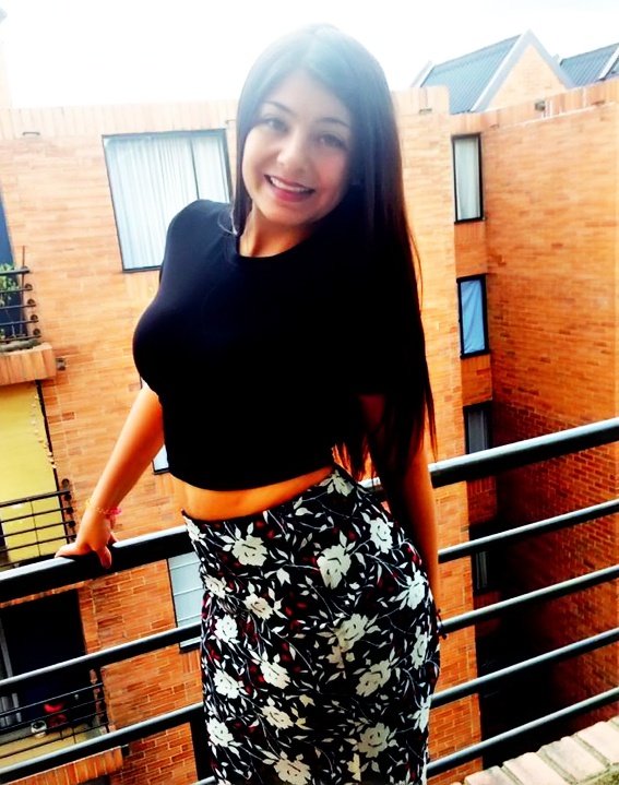 Single girl Catalina 28 years old