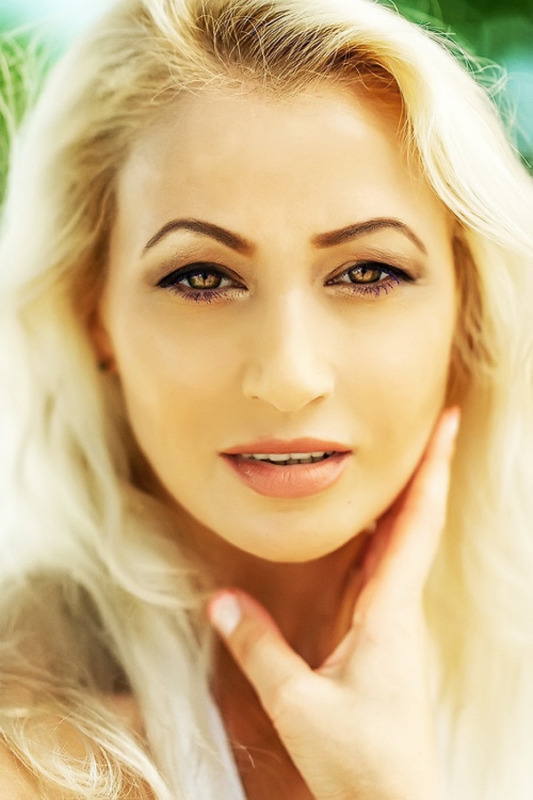 Russian bride Elena from Odessa