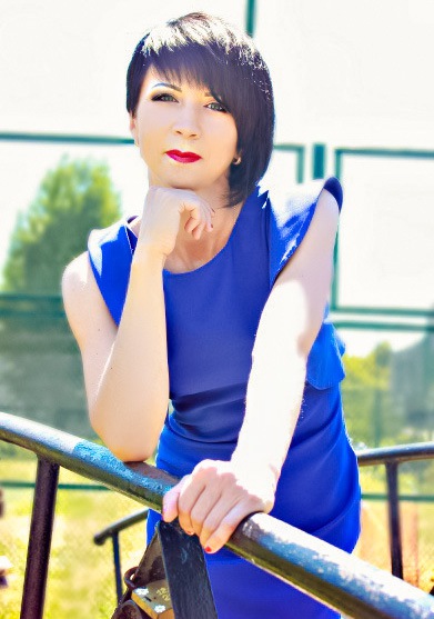 Single girl Irina 38 years old