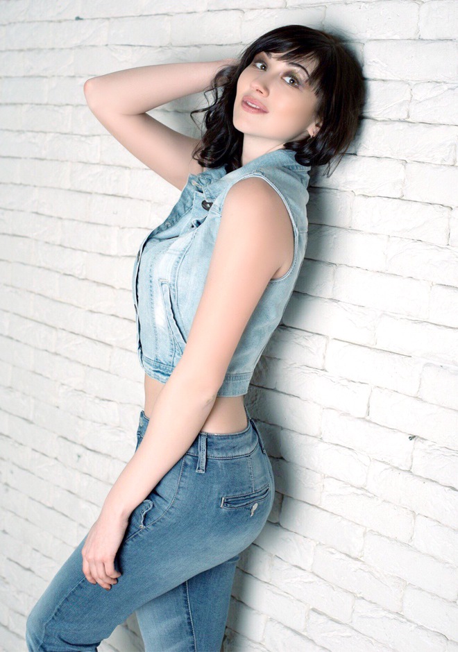 Single girl Evgeniya 28 years old