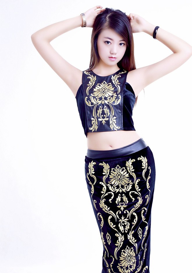 Russian bride Yinuo from Beijing