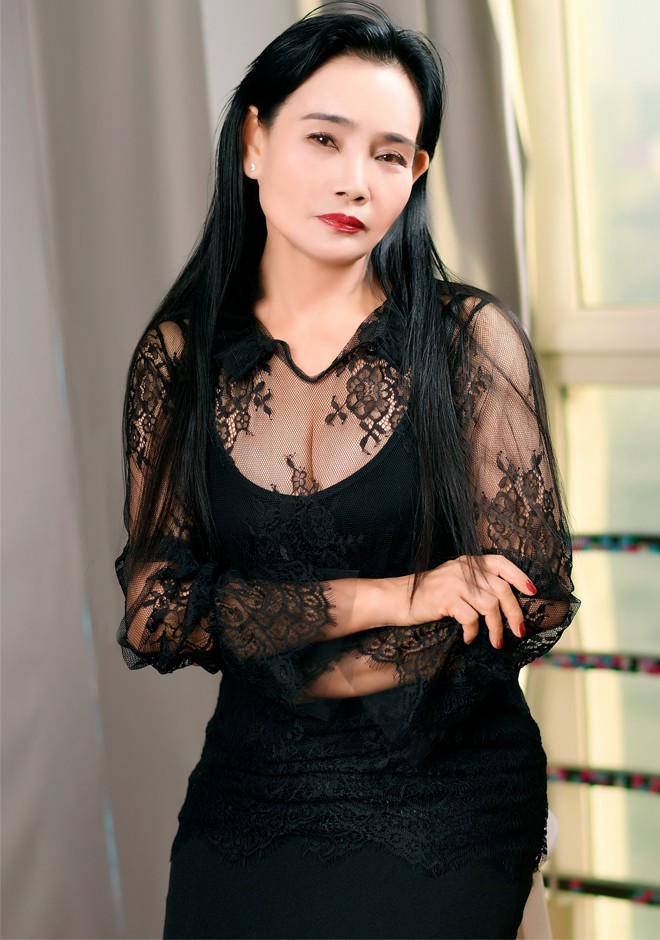 Russian bride Hongming from Shenyang