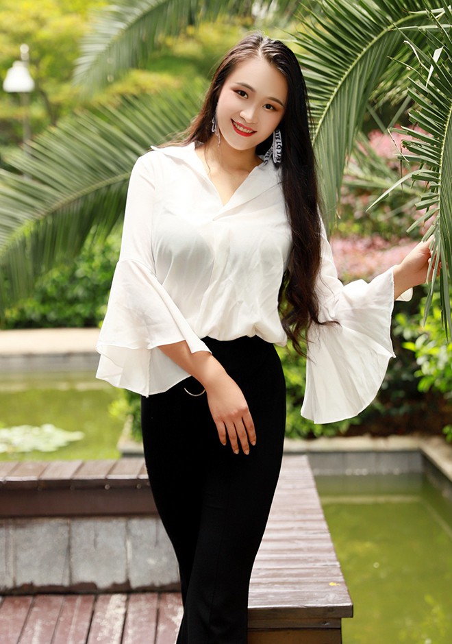 Single girl Chao 26 years old