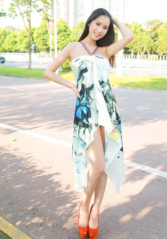 Russian bride Yuting from Yiyang